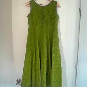 Green Sleeveless Dress